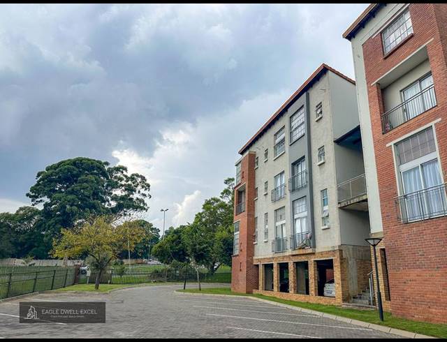 1 BEDROOM APARTMENT FOR SALE IN HOUGHTON ESTATE